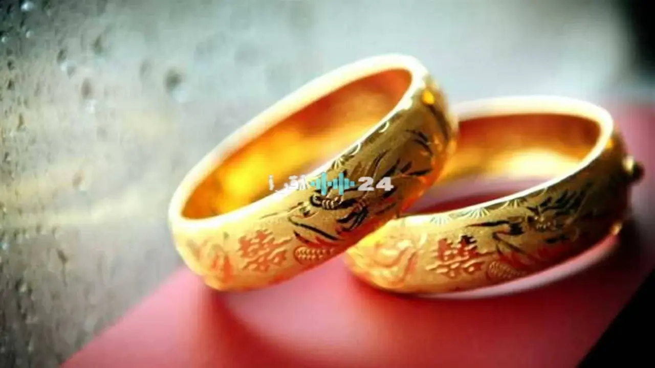 تغيرات أسعار الذهب عيار 21 في الأسواق عقب الانخفاض المسجل يوم الخميس